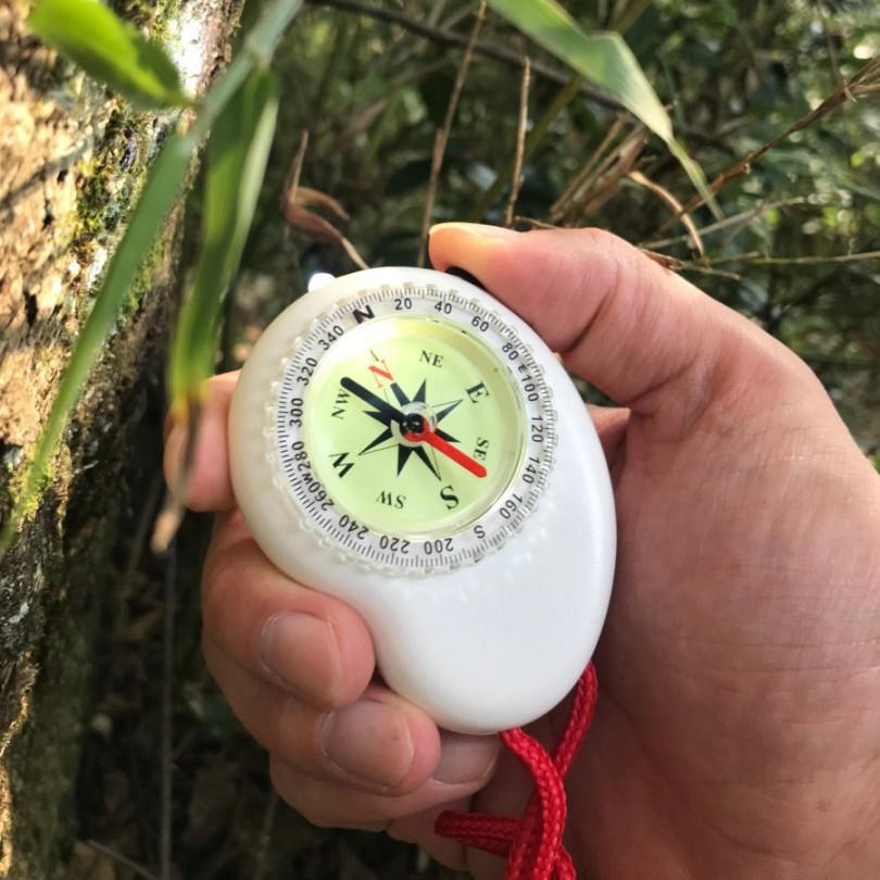 Mini Bussola da Sopravvivenza  - Outdoor Adventure Guide recensione e prezzo