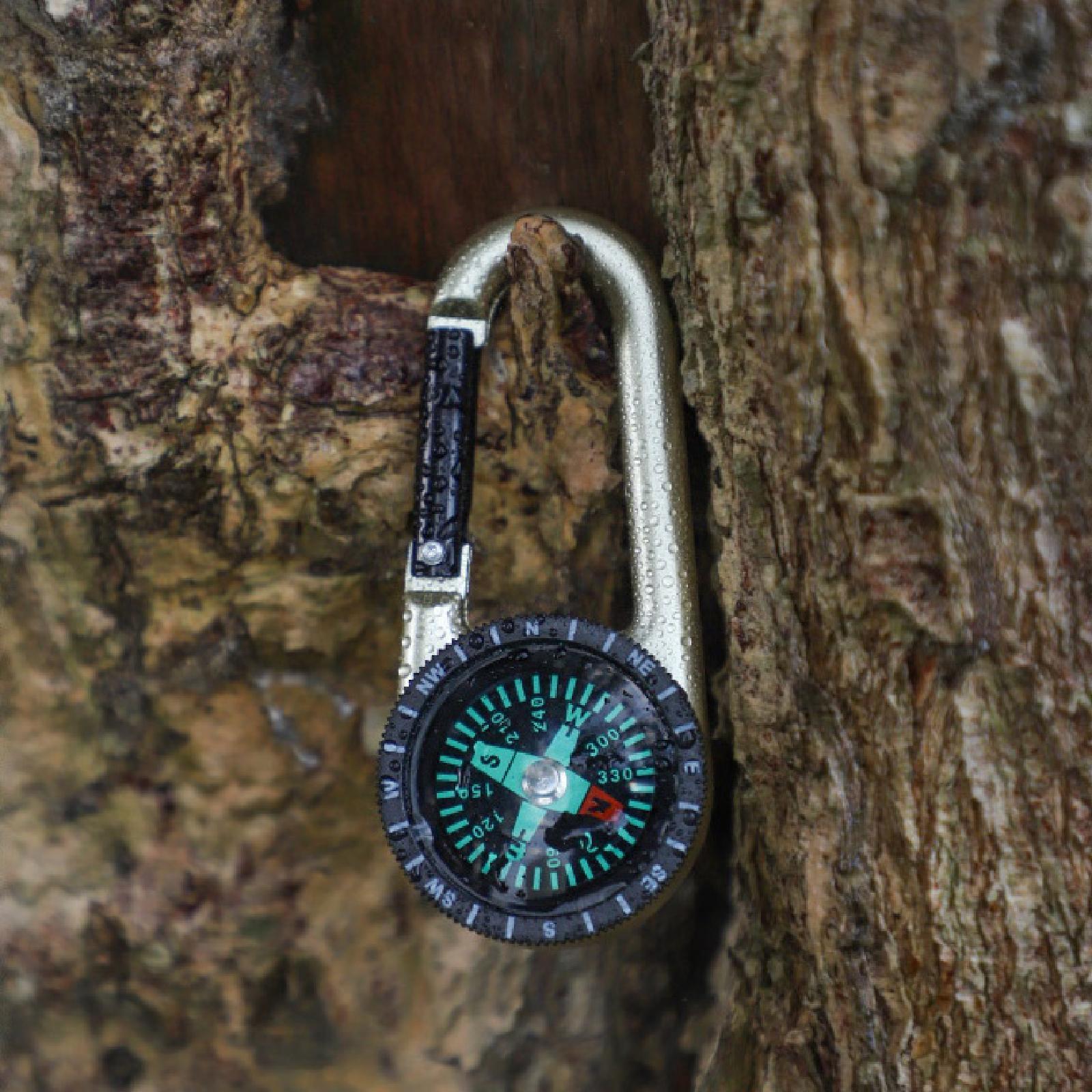 Bussola Portachiavi con Mosche - Outdoor Adventure Guide recensione e prezzo